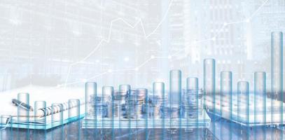 bank finansiera investering företag begrepp. dubbel- exponering bild av Bank eller mynt pengar och Graf Diagram med stad bakgrund. konto förvaltning diagram med marknadsföra tillväxt statistik. ekonomi utgångspunkt. foto
