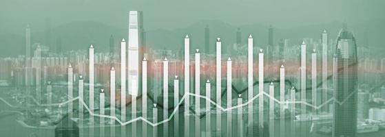 finansiell tillväxt Diagram Graf diagram analys stor data handel investering begrepp. stad se horisont hemsida rubrik baner dubbel- exponering. foto