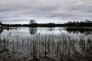 utsikt över Alderford Lake nära Whitchurch foto