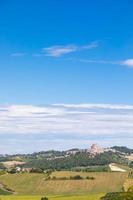 regionen Piemonte, Italien. landsbygdslandskap i Langhe-området foto