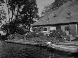 giethoorn i de nederländerna foto