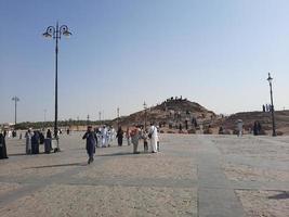 medina, saudi Arabien, okt 2022 - de slätter av uhud och montera uhud i medina, saudi arabien. foto