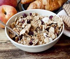 ekologisk granola till frukost foto