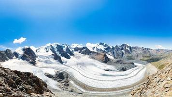 morteratsch glaciär i de swiss alps foto