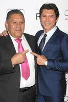 los angeles - nov 9 - luis urzua, lou diamant phillips på de afi fest 2015 presenteras förbi audi - de 33 premiär på de tcl kinesisk teater på november 9, 2015 i los angeles, ca foto