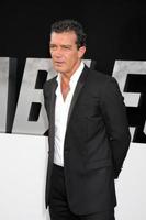 los angeles - aug 11 - antonio banderas på de förbrukningsmaterial 3 premiär på tcl kinesisk teater på augusti 11, 2014 i los angeles, ca foto