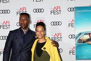 los angeles - nov 9 mahershala ali, amatus sami-karim på de afi fest 2018 - grön bok på de tcl kinesisk teater imax på november 9, 2018 i los angeles, ca foto