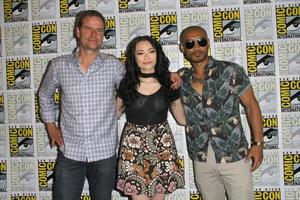 san Diego - juli 20 - anthony lemke, jodelle ferland, alex mallari jr. på de Comic Con dag ett på de Comic Con internationell på juli 20, 2017 i san diego, ca foto