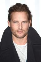 los angeles - dec 10 - Peter facinelli på de de bok av kärlek premiär på de lund på december 10, 2017 i los angeles, ca foto