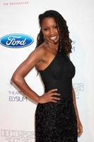 los angeles - jun 9 - shanola hampton anländer på de konst av elysium lämna tillbaka av vadställe mustang chef händelse på de bostäder på w hollywood på juni 9, 2011 i los angeles, ca foto