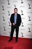 los angeles - jun 14 - eric martsolf ankommer på de atas dagtid emmy utmärkelser nominerade reception på sls hotell på beverly kullar på juni 14, 2012 i los angeles, ca foto