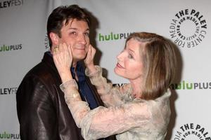 los angeles, mar 9 - nathan fyllning Susan sullivan ankommer på de slott händelse på paleyfest 2012 på de saban teater på Mars 9, 2012 i los angeles, ca foto