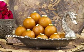 gulab jamun, indisk traditionell söt mat foto