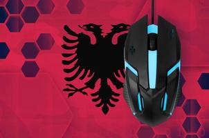 albania flagga och dator mus. begrepp av Land representerar e-sport team foto