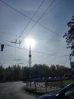 kiev, ukraina - oktober 30, 2022 sol- förmörkelse på TV torn foto