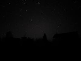 vacker natthimmel med stjärnor foto