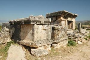 gravar på hierapolis gammal stad, pamukkale, denizli, turkiye foto