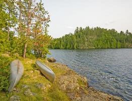 kanoter i för de natt foto