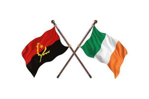 angola mot irland två Land flaggor foto