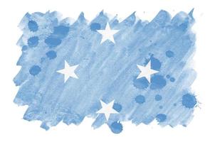 micronesia flagga är avbildad i flytande vattenfärg stil isolerat på vit bakgrund foto
