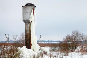 frysta tank torn i Land fält foto