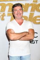 los angeles - sep 4 - Simon cowell på de Amerika s fick talang leva visa röd matta på de dolby teater på september 4, 2018 i los angeles, ca foto