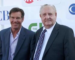 los angeles, juli 29 - dennis quaid, ralph lamm ankommer på de cbs, cw, och showtime 2012 sommar tca fest på beverly hilton hotell intilliggande parkering massa på juli 29, 2012 i beverly kullar, ca foto