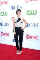 los angeles, juli 29 - rachel bilson ankommer på de cbs, cw, och showtime 2012 sommar tca fest på beverly hilton hotell intilliggande parkering massa på juli 29, 2012 i beverly kullar, ca foto