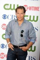 los angeles, aug 3 - James remar anländer på de cbs tca sommar 2011 Allt stjärna fest på robinson Maj parkering garage på augusti 3, 2011 i beverly kullar, ca foto