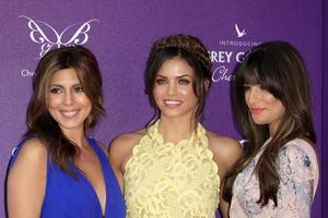 los angeles, jun 9 - jamie lynn sigler, jenna dewan, lea michele anländer på 11th årlig puppa fjäril boll på privat bostad på juni 9, 2012 i los angeles, ca foto