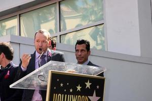 los angeles, okt 9 - ny barn på de blockera, jordan riddare, donnie wahlberg, joe mcintyre, danny trä, Jonathan riddare på de ny barn på de blockera hollywood promenad av berömmelse stjärna ceremoni på hollywood boulevard på oktober 9, 2014 i los angeles, ca foto