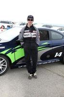 los angeles, mar 19 - Kevin jonas på de Toyota proffs kändis lopp Träning session på vide fjädrar speedway på Mars 19, 2011 i rosamond, ca foto