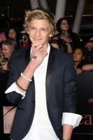 los angeles, nov 14 - cody simpson ankommer på de skymning - brytning gryning del 1 värld premiär på Nokia teater på la leva på november 14, 2011 i los angeles, ca foto