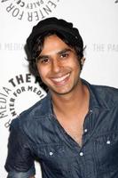 kunal nayyar anländer på de stor smäll teori paleyfest09 händelse på april 16 ,2009 på de bågljus teatrar i los angeles, kalifornien ©2009 kathy hutchins hutchins Foto