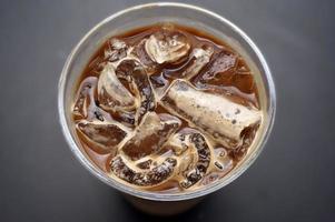 brun socker kaffe latte is. foto