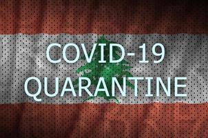 libanon flagga och covid-19 karantän inskrift. coronavirus eller 2019-ncov virus foto