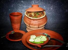 traditionell mat biryani. plats - rajbari, bangladesh. datum - 17 november 2022. foto