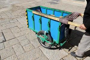 vagn trailer för de transport av olika varor. foto