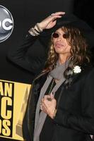 steven tyler anländer till de 2008 amerikan musik utmärkelser på de Nokia teater i los angeles, ca november 23, 2008 foto