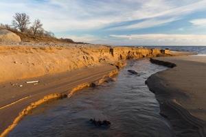 baltic hav kust på solnedgång foto