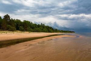 baltic hav kust på solnedgång foto