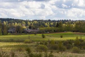 landskap från de litauen landsbygden i vår foto