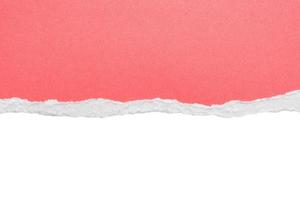 rosa rev papper trasig kanter remsor isolerat på vit bakgrund foto
