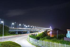 natt se av yeongjong bro i incheon, korea foto