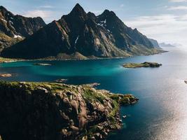 visningar från maervoll i de lofoten öar i Norge foto