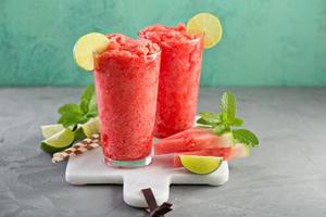 vattenmelon slushie med kalk foto