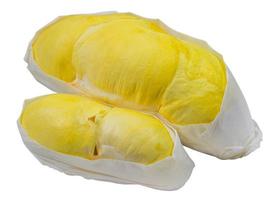gyllene gul Durian kött den där har varit skalad av och sedan insvept i papper. på en vit bakgrund foto