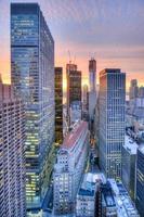 ny york stadens centrum horisont på solnedgång. foto