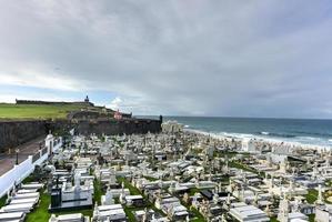 santa maria magdalena de pazzis kolonial epok kyrkogård belägen i gammal san juan, puerto rico. foto