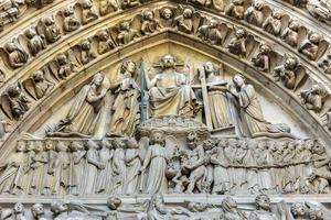 de känd notre dame de paris, katedral i Frankrike. foto